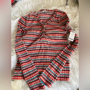 Mudd NWT Women’s Long Sleeve Brushed Henley V-neck with 3 Buttons-Size Small